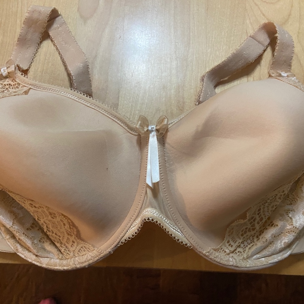 Elomi Womens Beige Padded Underwire Bra Size US 36J Great Condition